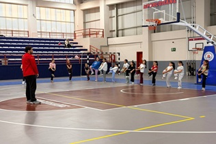 KIŞ SPOR OKULLARI ÇOCUKLARIN GELİŞİMİNE KATKI SAĞLIYOR